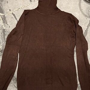 Brown lightweight Turtleneck Sweater